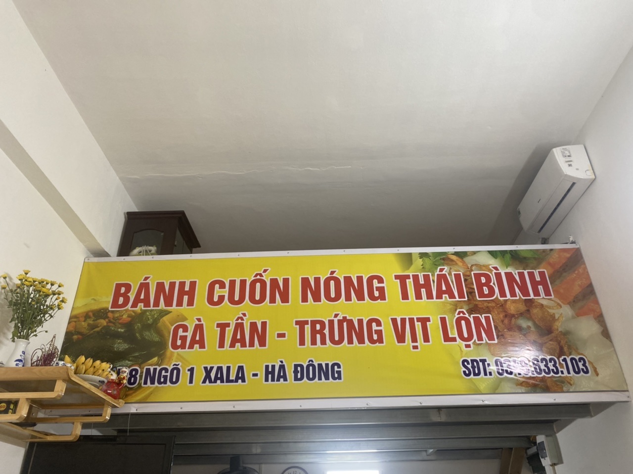 Bánh Cuốn Nóng Thái Bình - Trứng Vịt Lộn, Gà Tần - Xa La