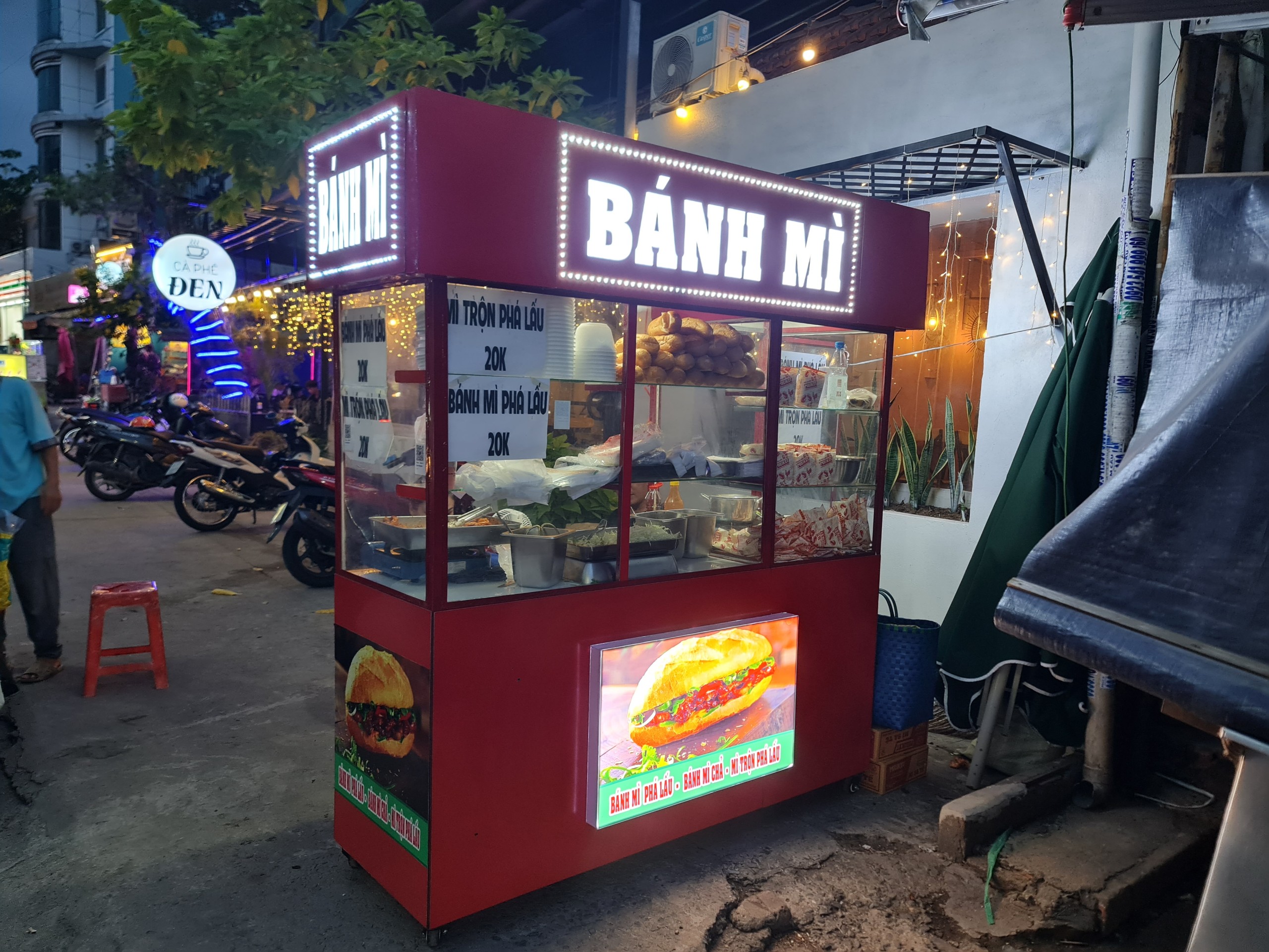 Bánh Mì Phá Lấu Cô Ba - Đường D5