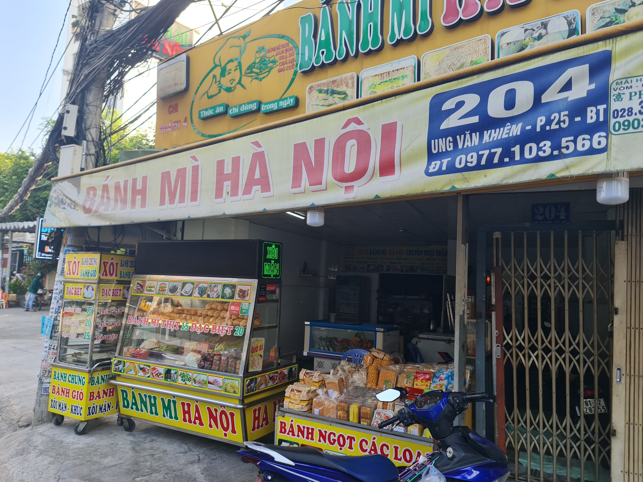 Bánh Mì Hà Nội - Ung Văn Khiêm