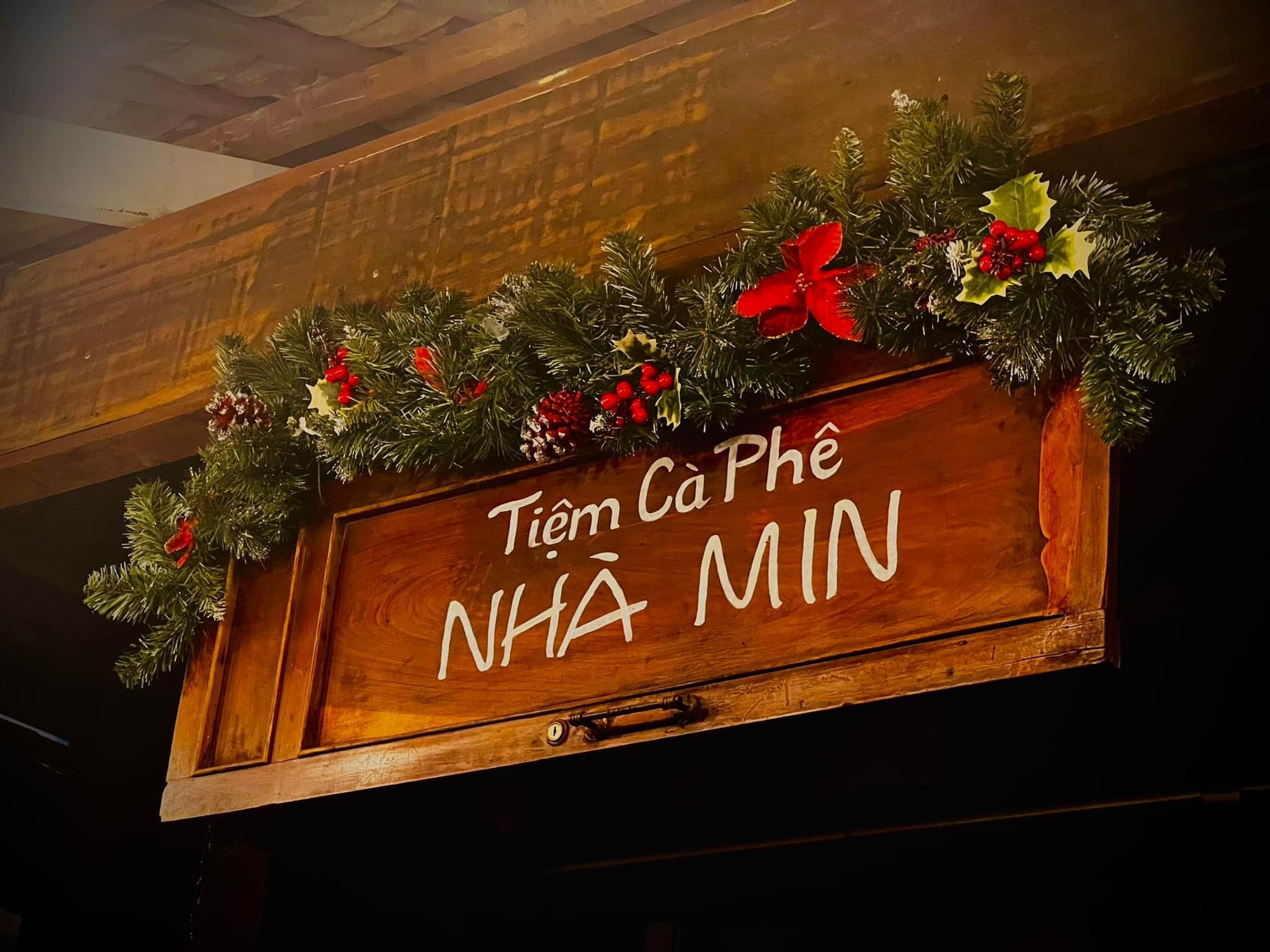 Tiệm Cà Phê Nhà Min - Phú Châu