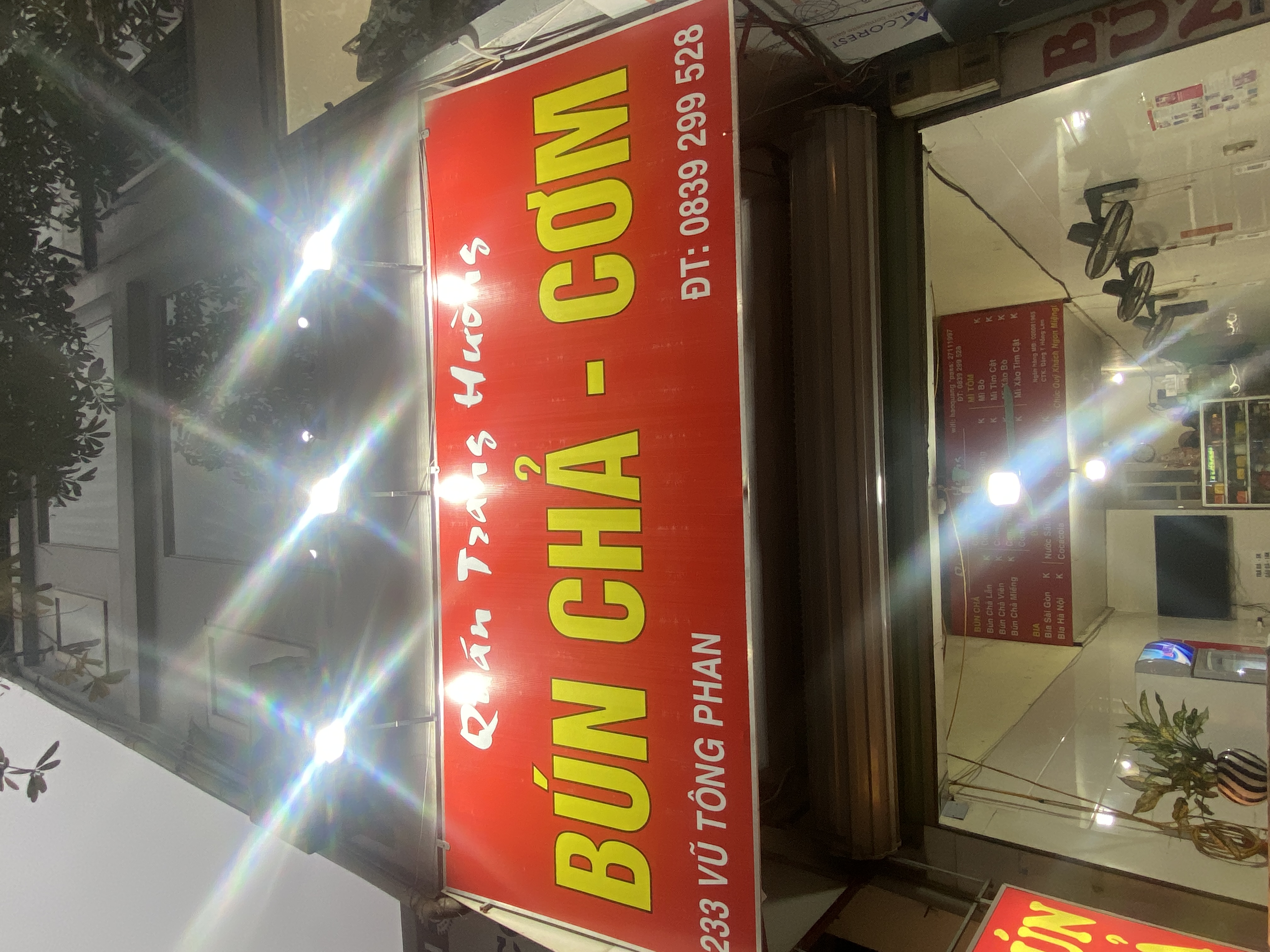 Trang Hường - Cơm & Bún Chả - Vũ Tông Phan